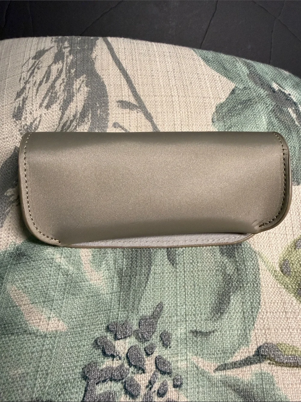 GIORGIO ARMANI SILVERY GRAY NYLON SUNGLASSES CASE & MATCHING DRAWSTRING POUCH